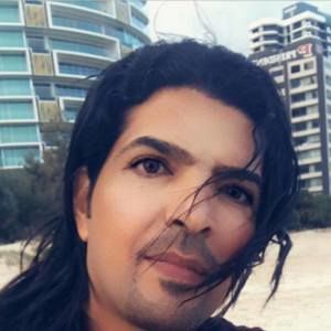 Meet your Posher, Sinan